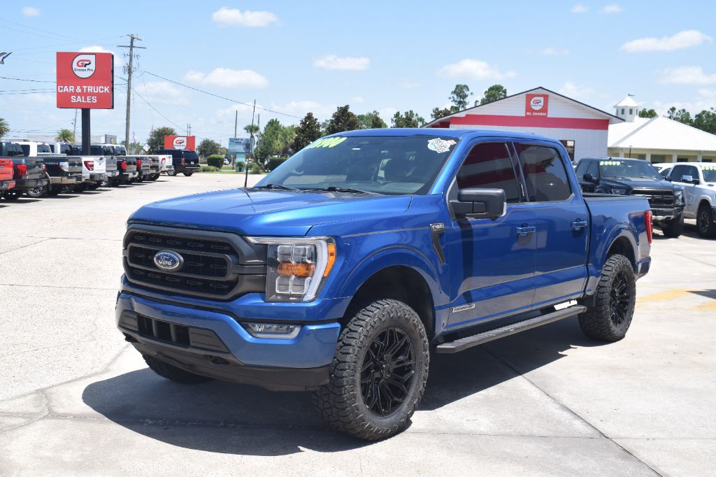 2022 Ford F-150 - $26,900