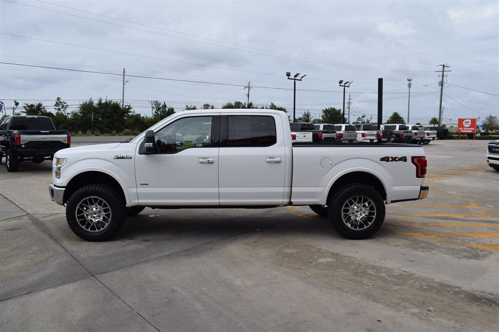 2015 Ford F150 Lariat photo