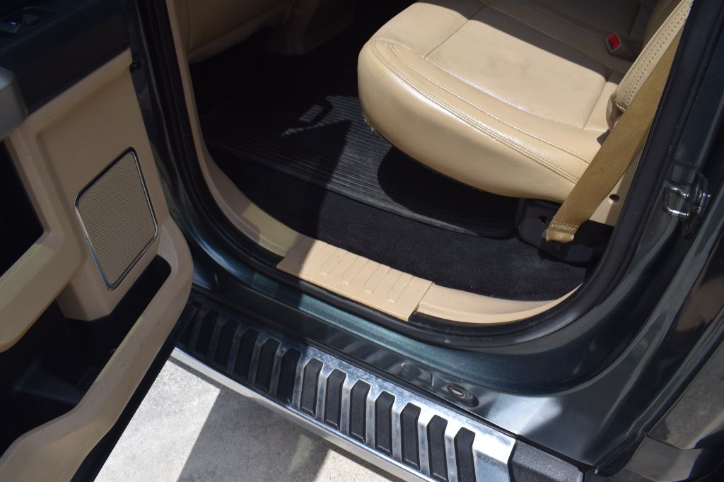 2015 Ford F150 - $15,299