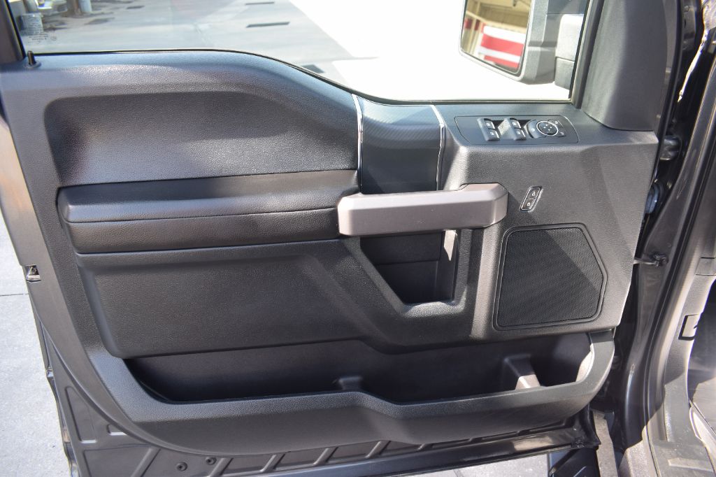2019 Ford F-150 - $24,900
