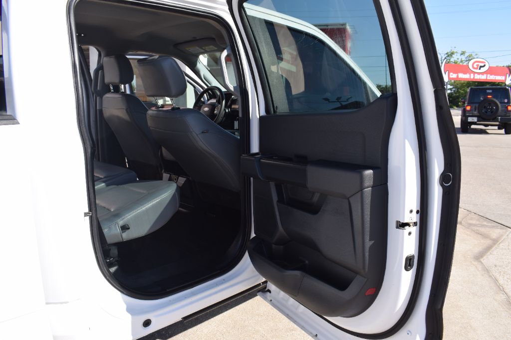 2021 Ford F-150 - $29,299