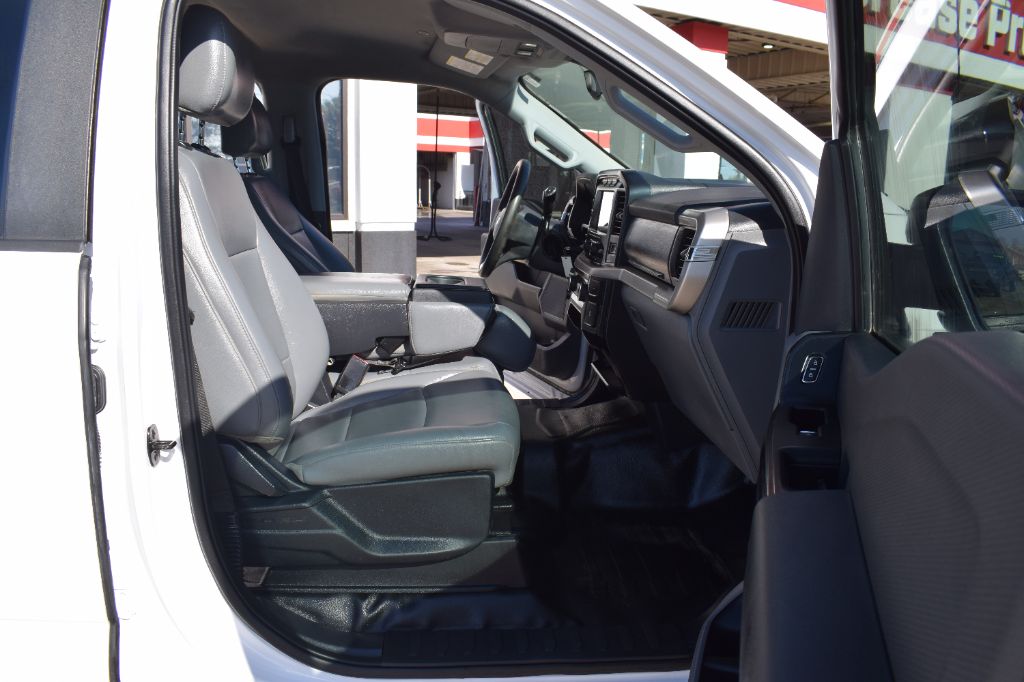 2021 Ford F-150 - $29,299