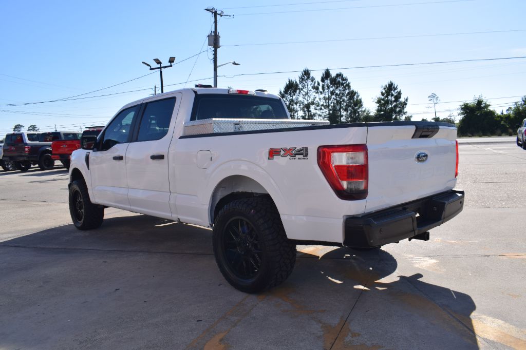 2021 Ford F-150 - $29,299
