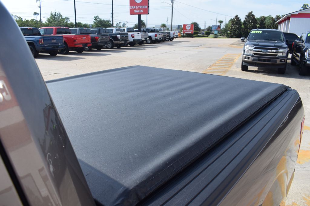 2019 Ford F-150 - $18,900