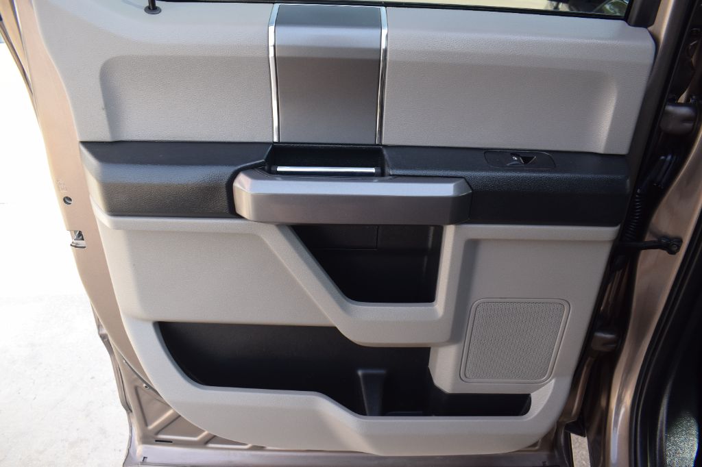 2019 Ford F-150 - $18,900