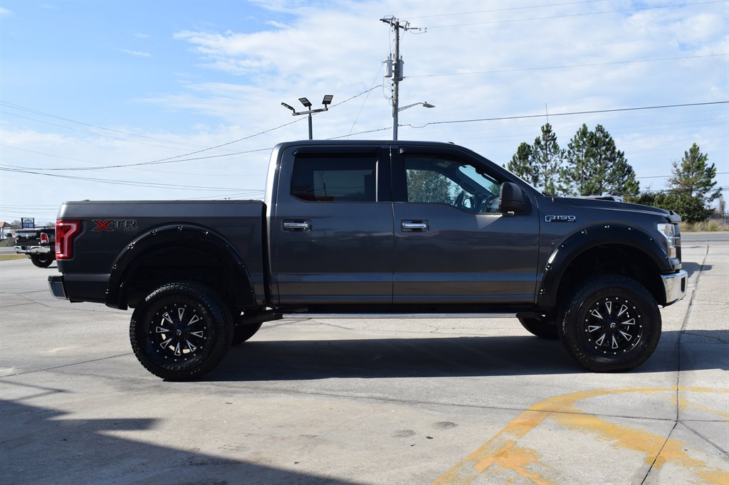 2016 Ford F150 XLT photo