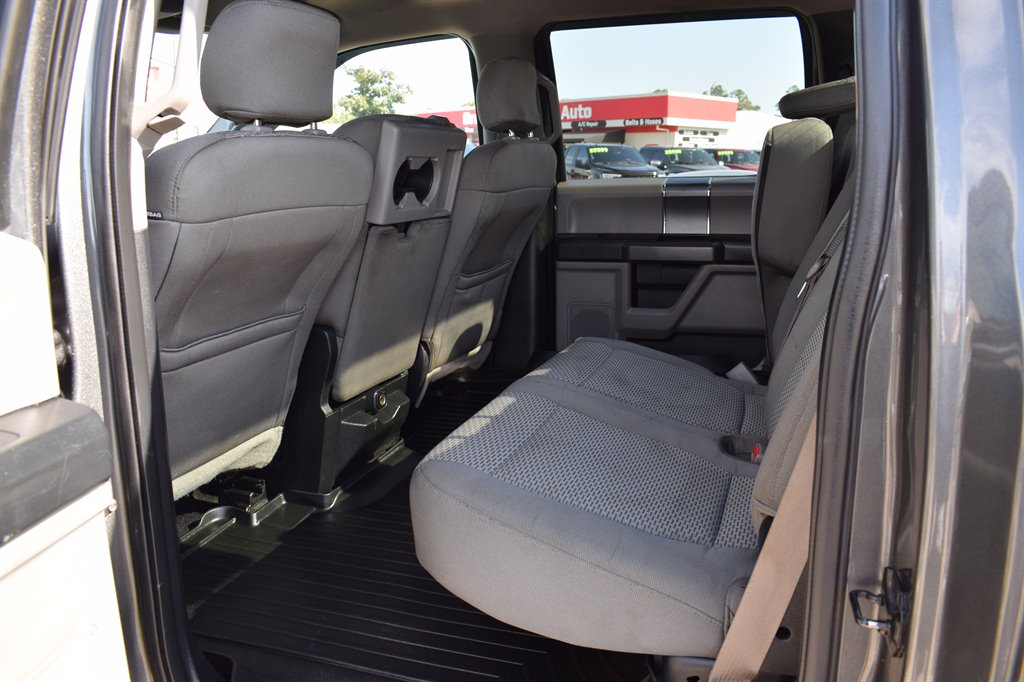 2016 Ford F150 XLT photo
