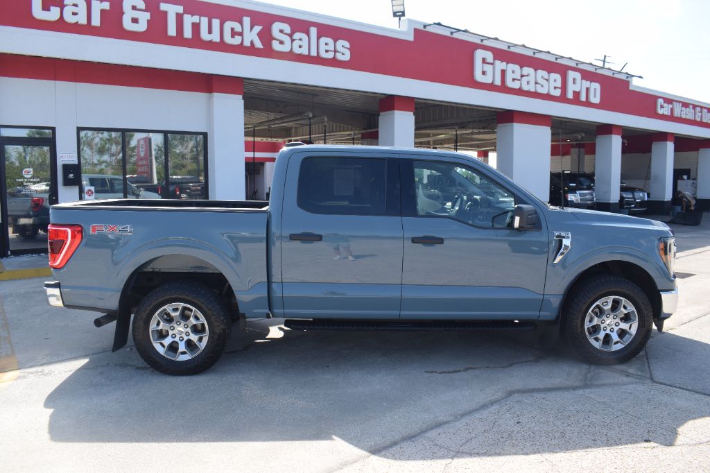 2023 Ford F-150 - $31,900