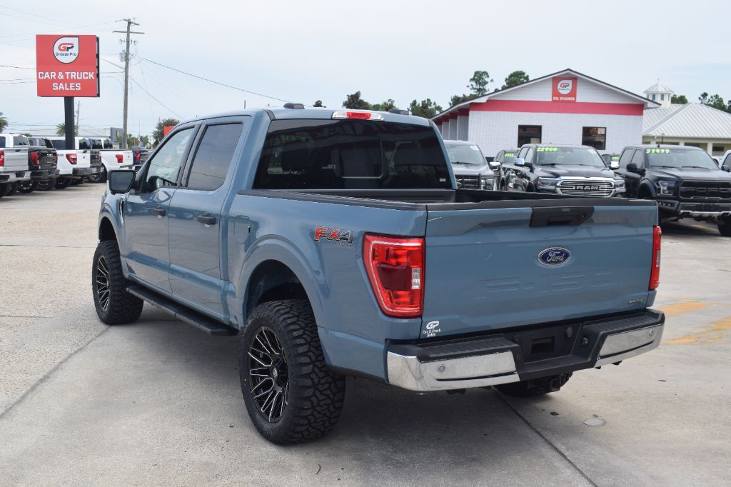 2023 Ford F-150 - $31,900
