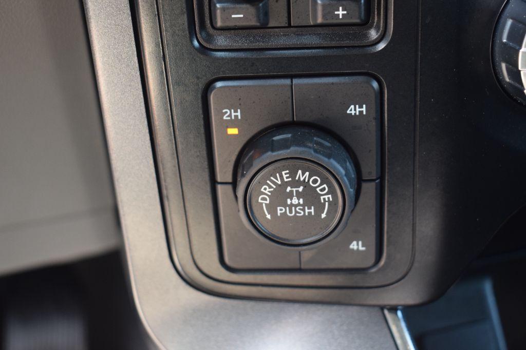 2023 Ford F-150 - $31,900