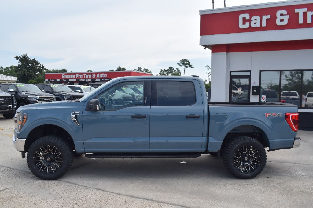 2023 Ford F-150 - $31,900