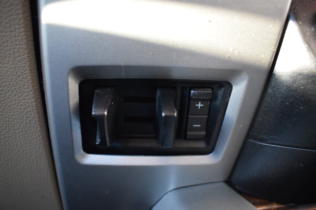 2018 Ford F150 Lariat photo