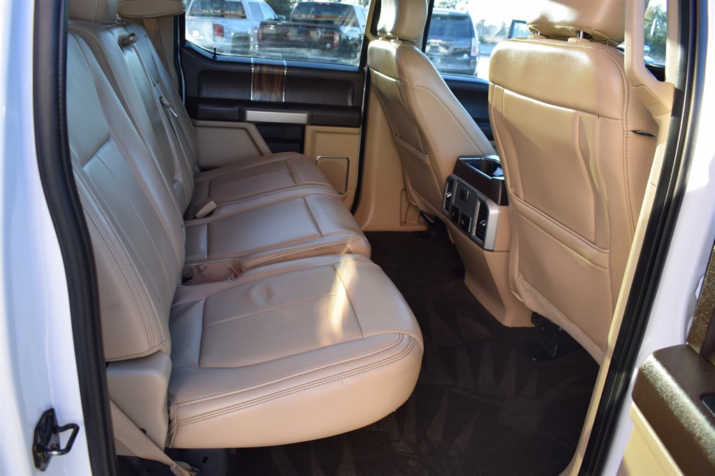 2018 Ford F150 Lariat photo
