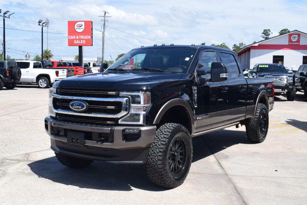 Black 2022 Ford F-350 Super Duty King Ranch Crew Cab 4WD Pickup Truck Four-Wheel Drive Automatic