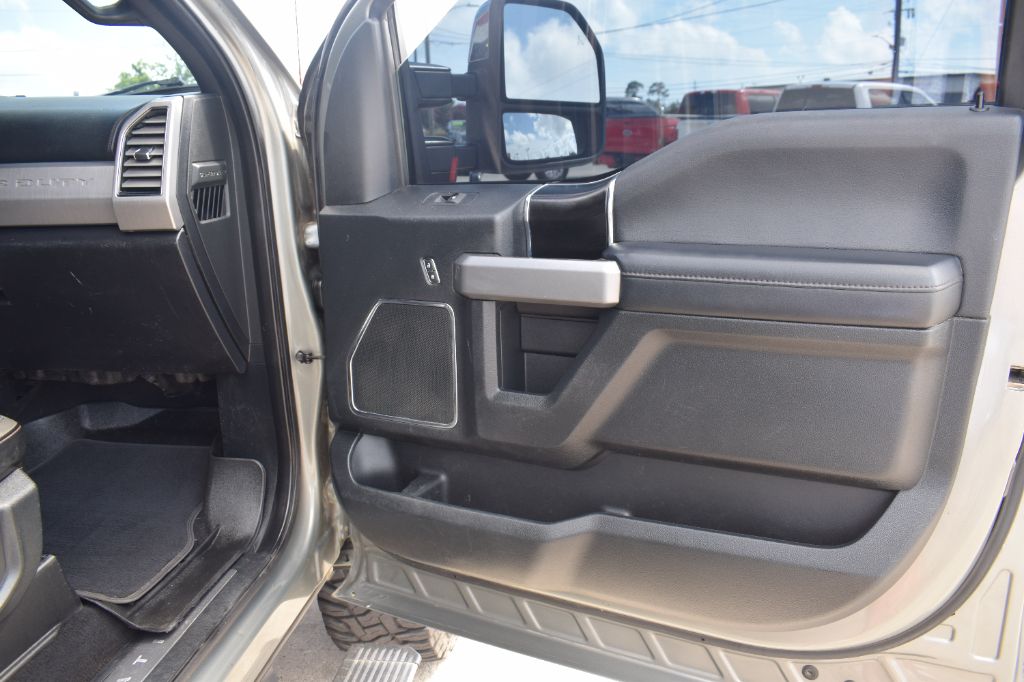 2019 Ford F-250 - $44,299