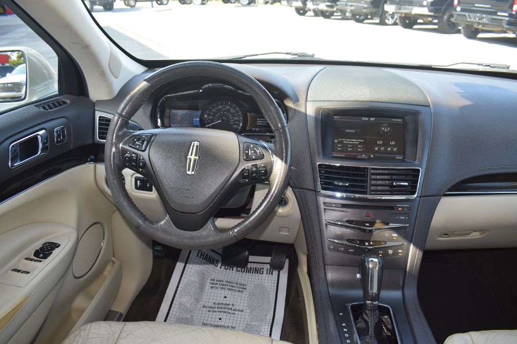 2014 Lincoln MKT - $9,900