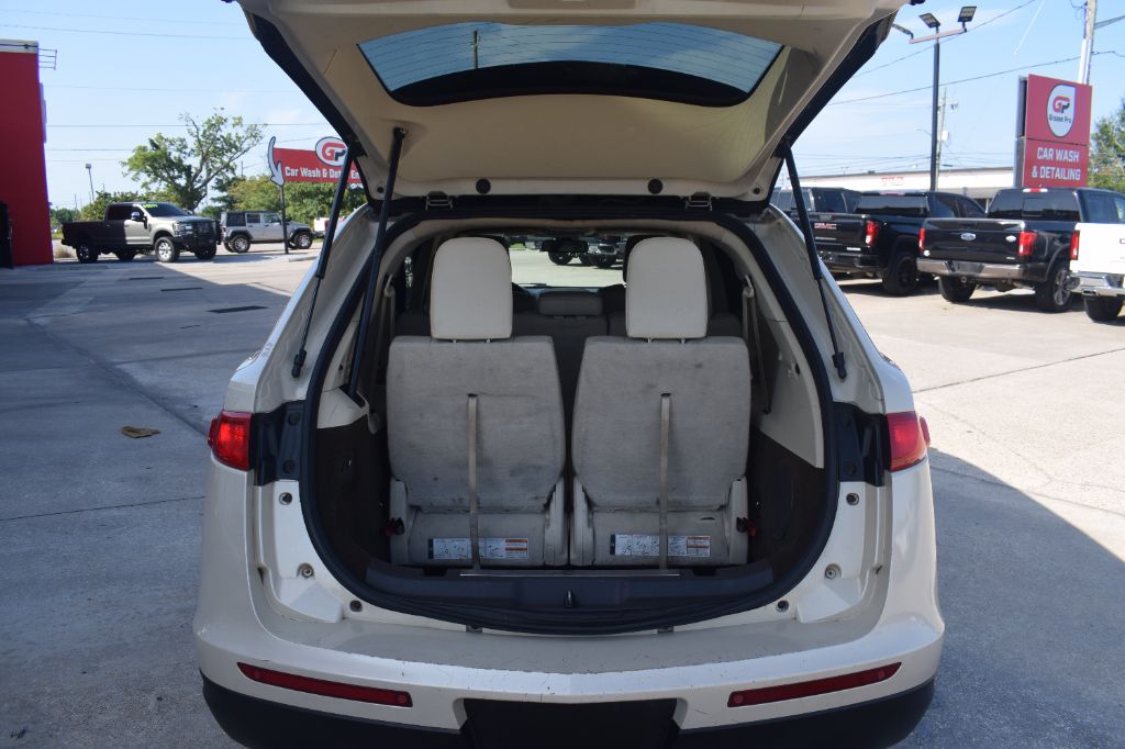 2014 Lincoln MKT - $9,900