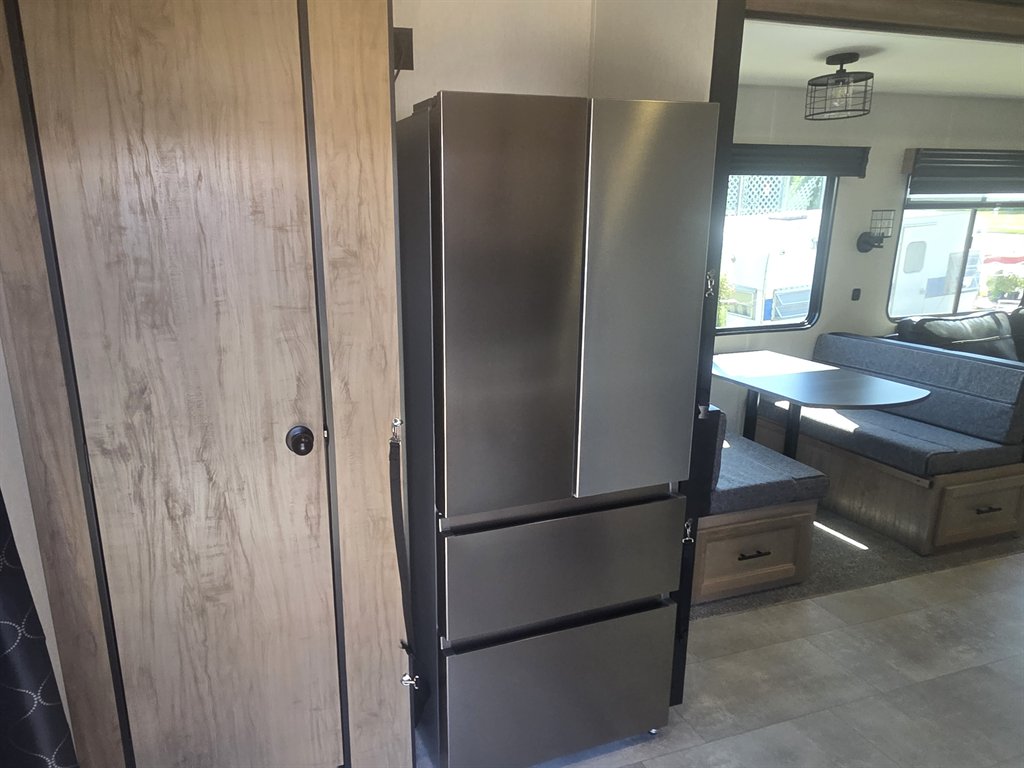 2023 FOREST RIVER CHEROKE TIMBERWOLF - $28,900