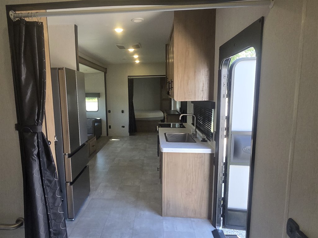 2023 FOREST RIVER CHEROKE TIMBERWOLF - $28,900