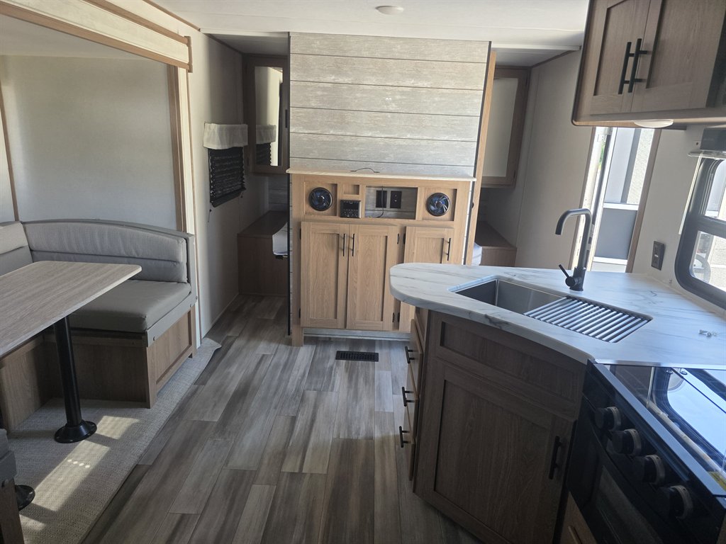 2023 Forest River Avenger - $16,900