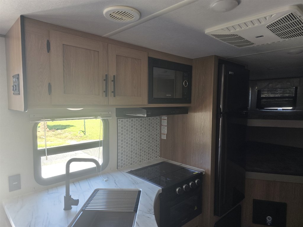 2023 Forest River Avenger - $16,900