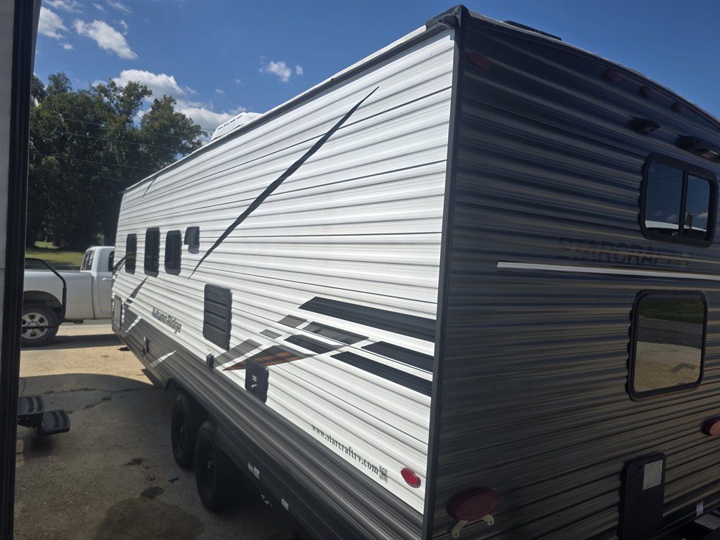 2023 Autumn Ridge 26bh - $18,900