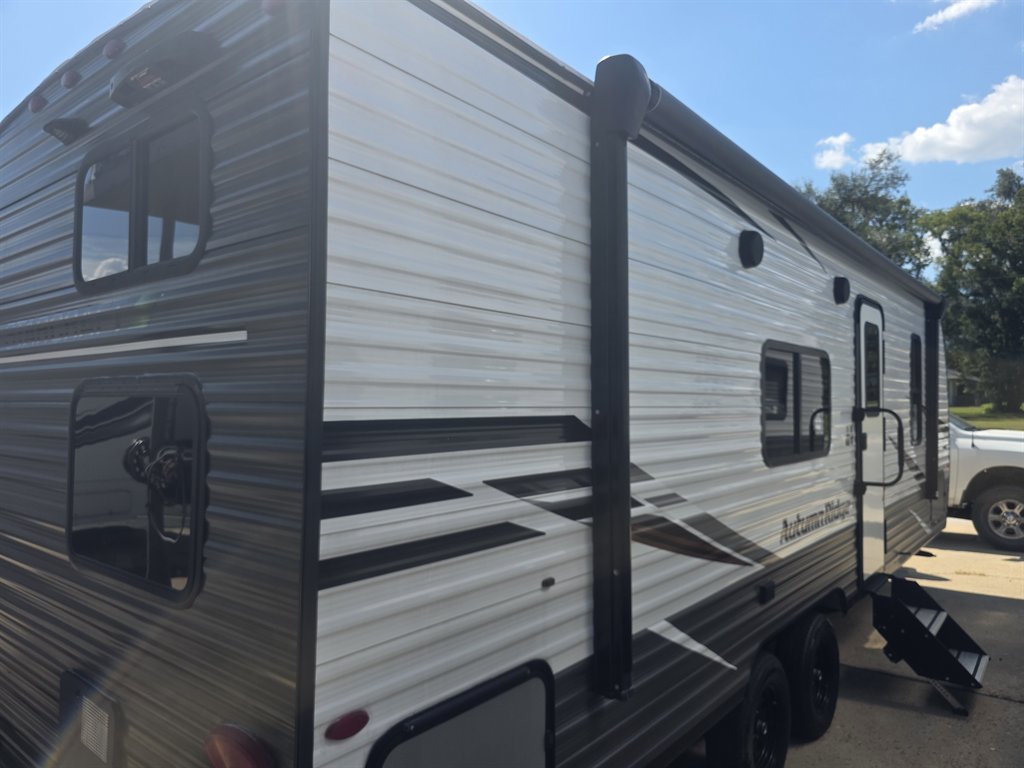 2023 Autumn Ridge 26bh - $18,900