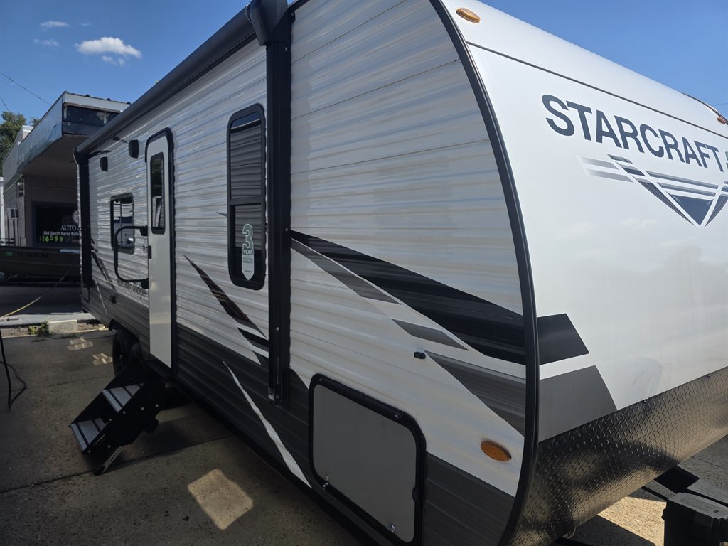 2023 Autumn Ridge 26bh - $18,900
