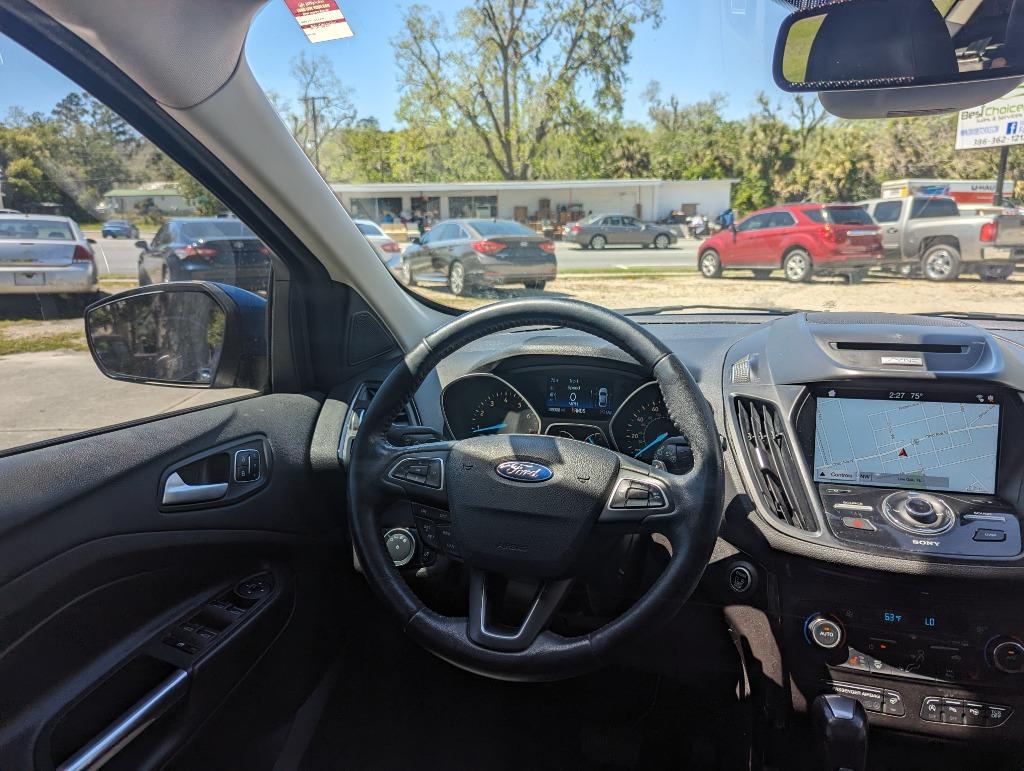 2017 Ford Escape Titanium photo