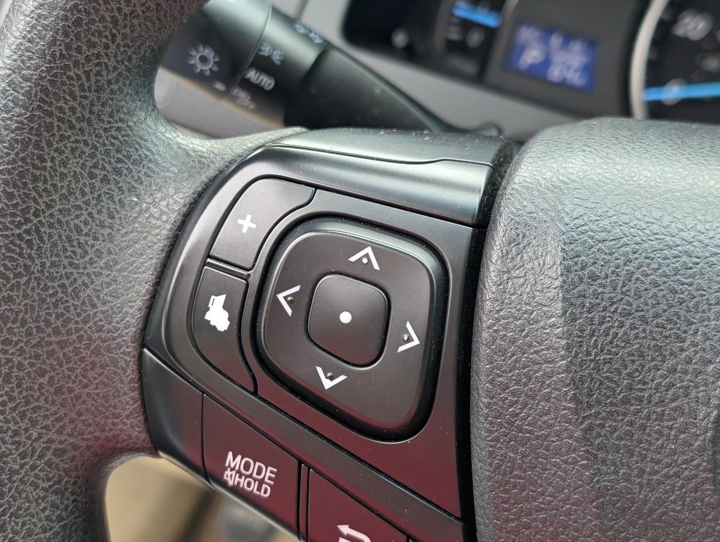 2015 Toyota Camry LE photo