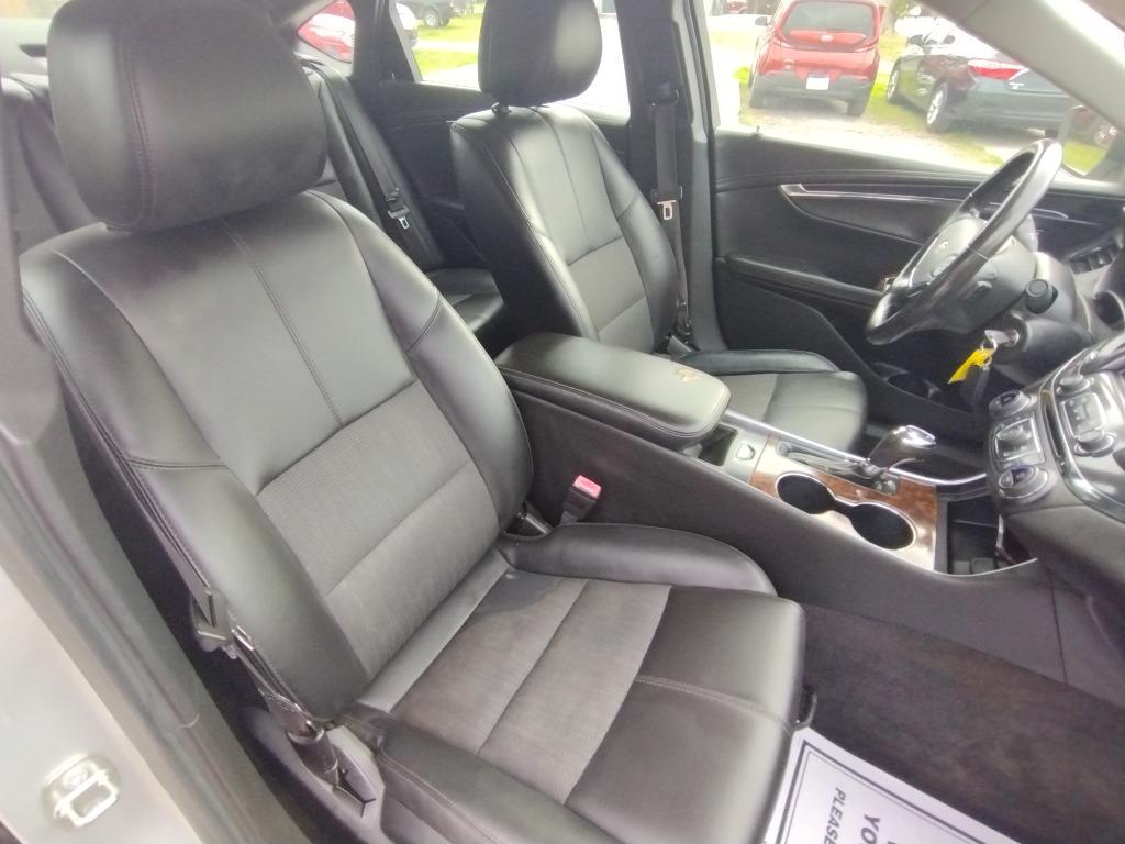 2014 Chevrolet Impala LT photo