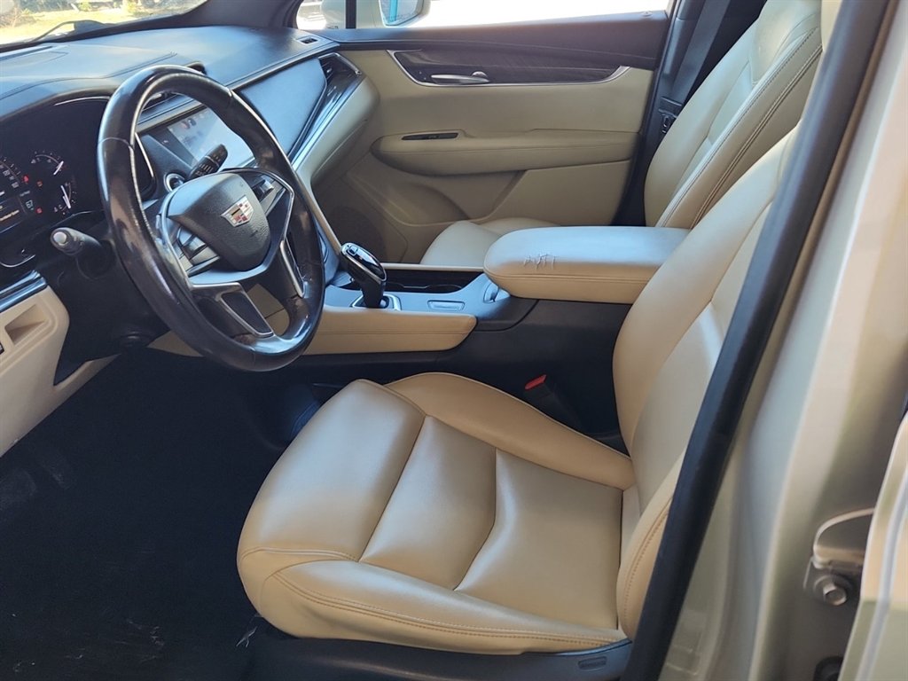 2017 Cadillac XT5 - $14,900