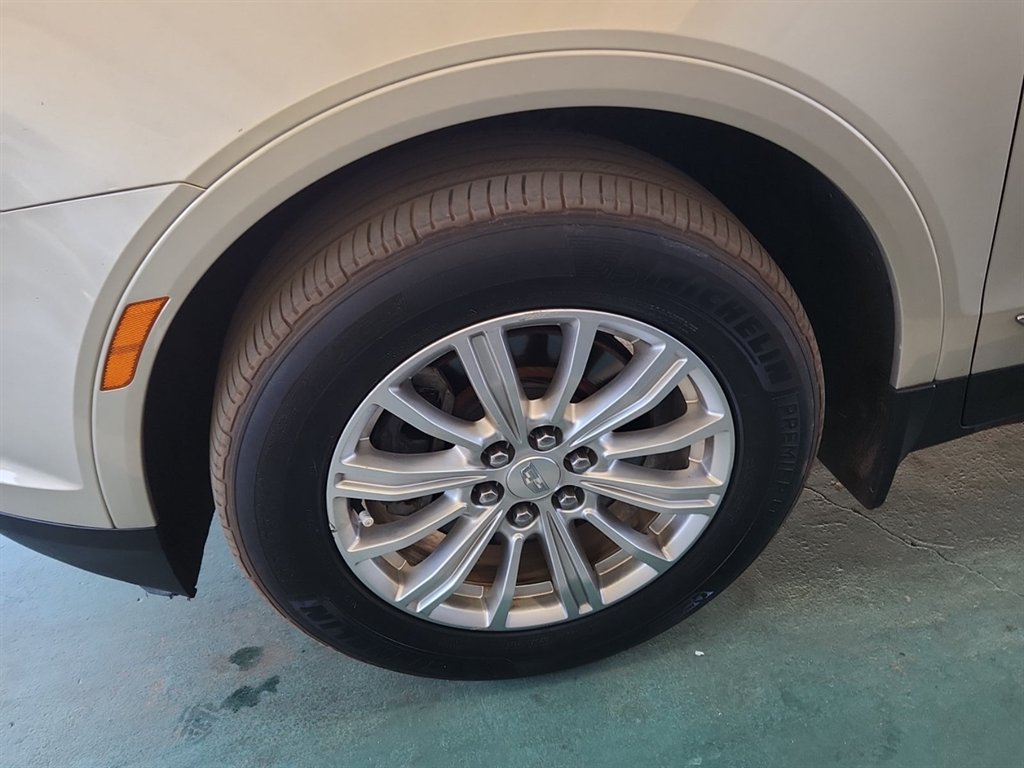 2017 Cadillac XT5 - $14,900