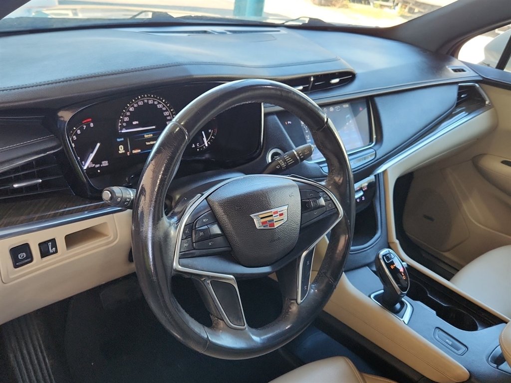 2017 Cadillac XT5 - $14,900