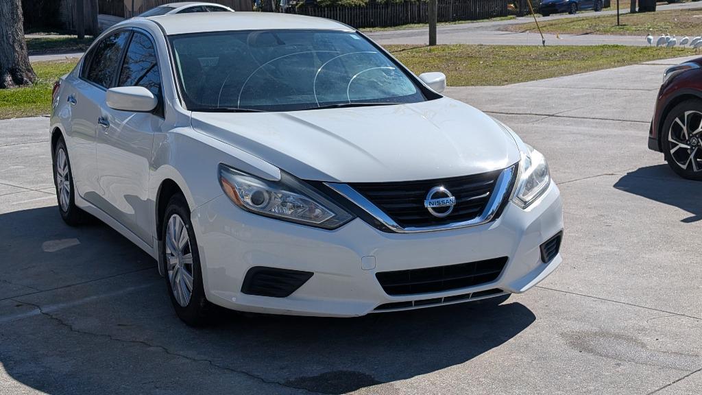2018 Nissan Altima - $13,122