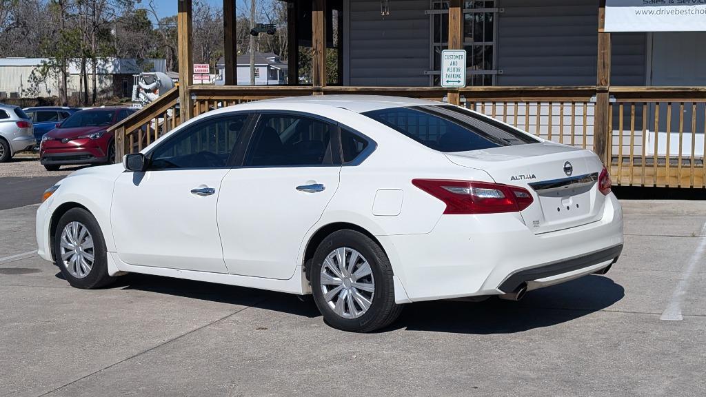 2018 Nissan Altima - $13,122