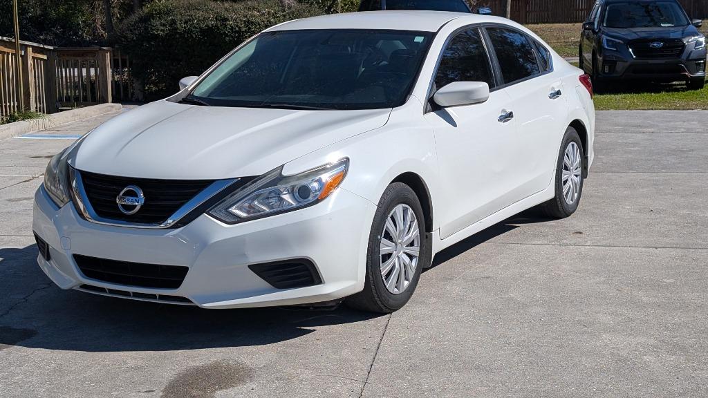 2018 Nissan Altima - $13,122