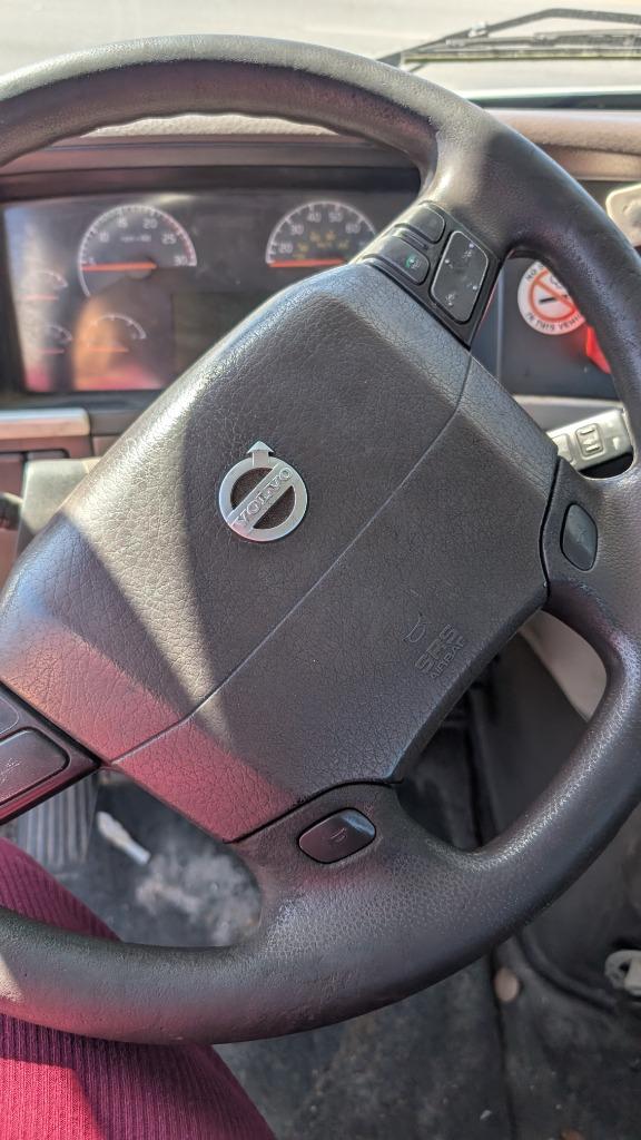 2014 Volvo Vnm - $15,000