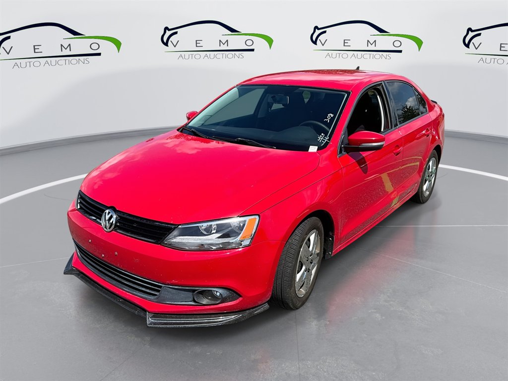 2014 Volkswagen Jetta - $7,825
