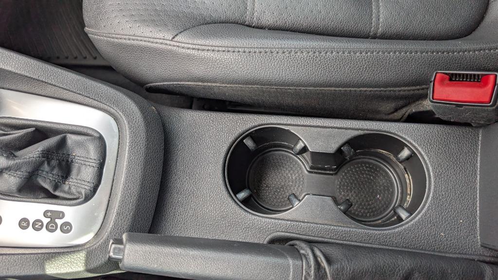 2014 Volkswagen Jetta - $7,825