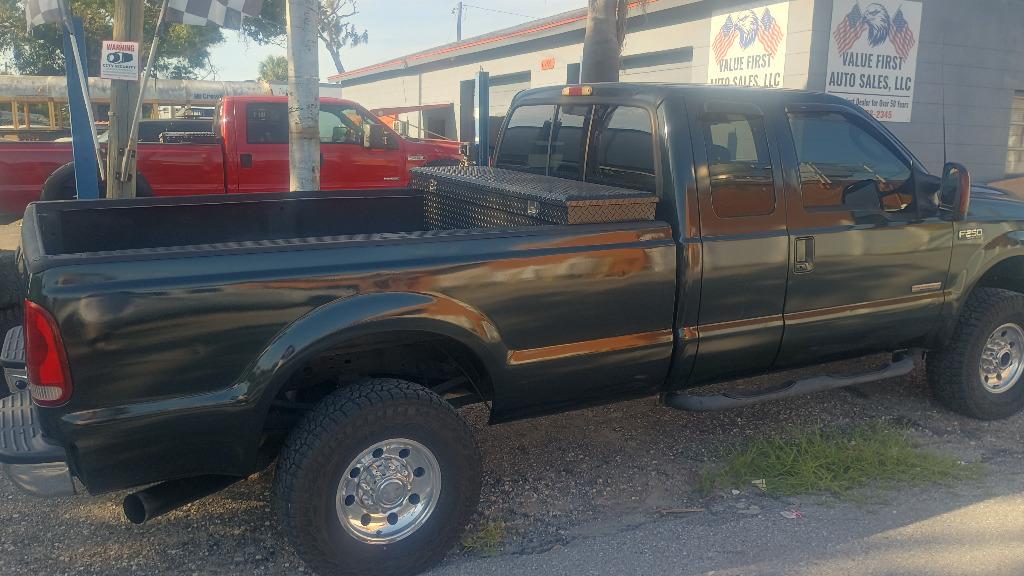 2003 Ford F-250 - $13,500