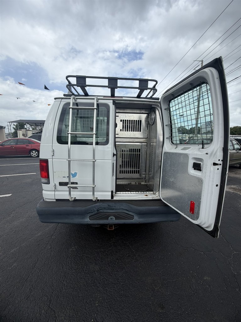 2013 Ford E-250