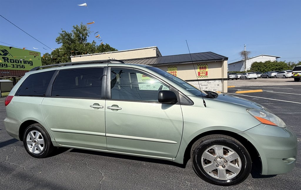 2008 Toyota Sienna LE