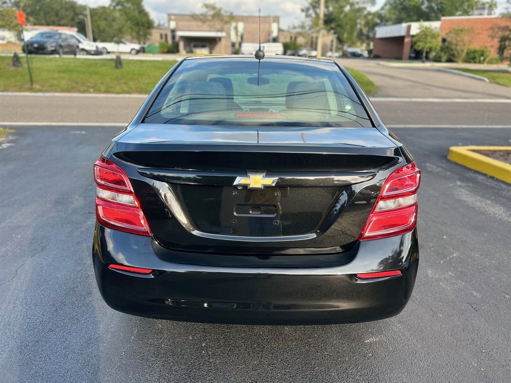 2017 Chevrolet Sonic LT photo