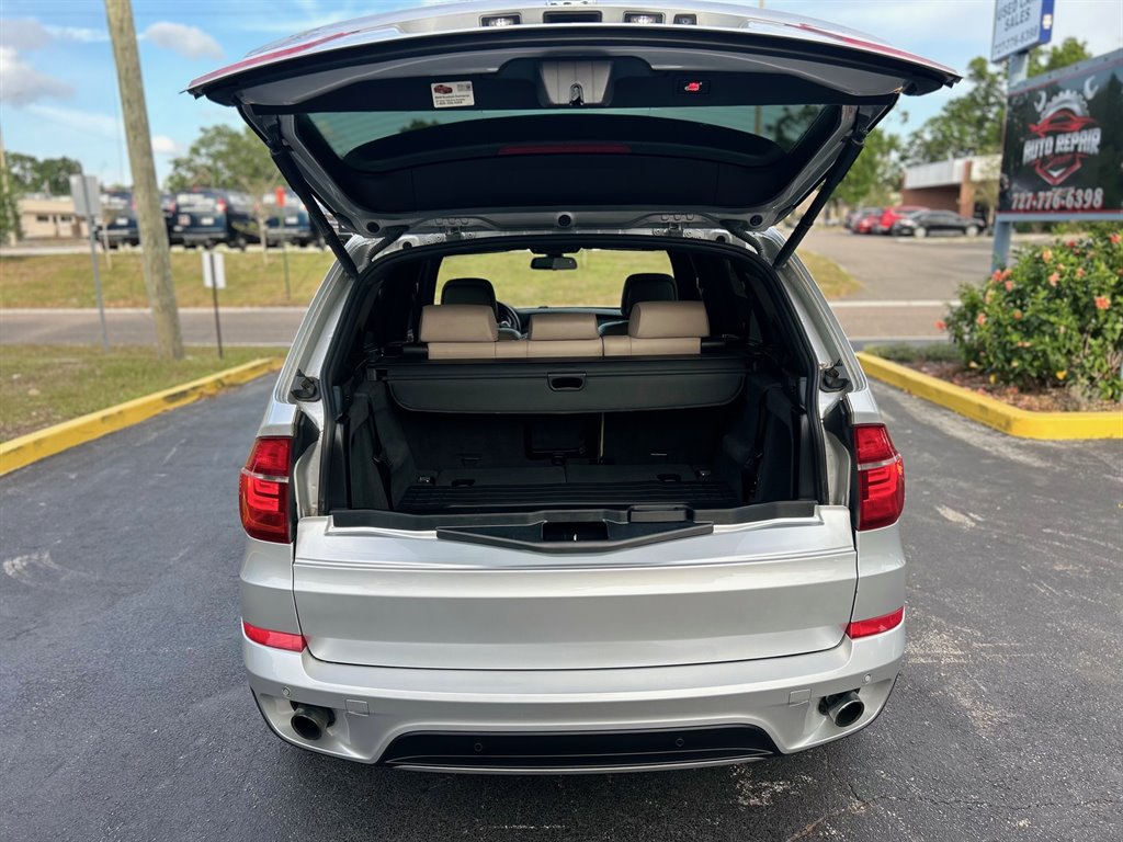 2013 BMW X5 xDrive35i photo