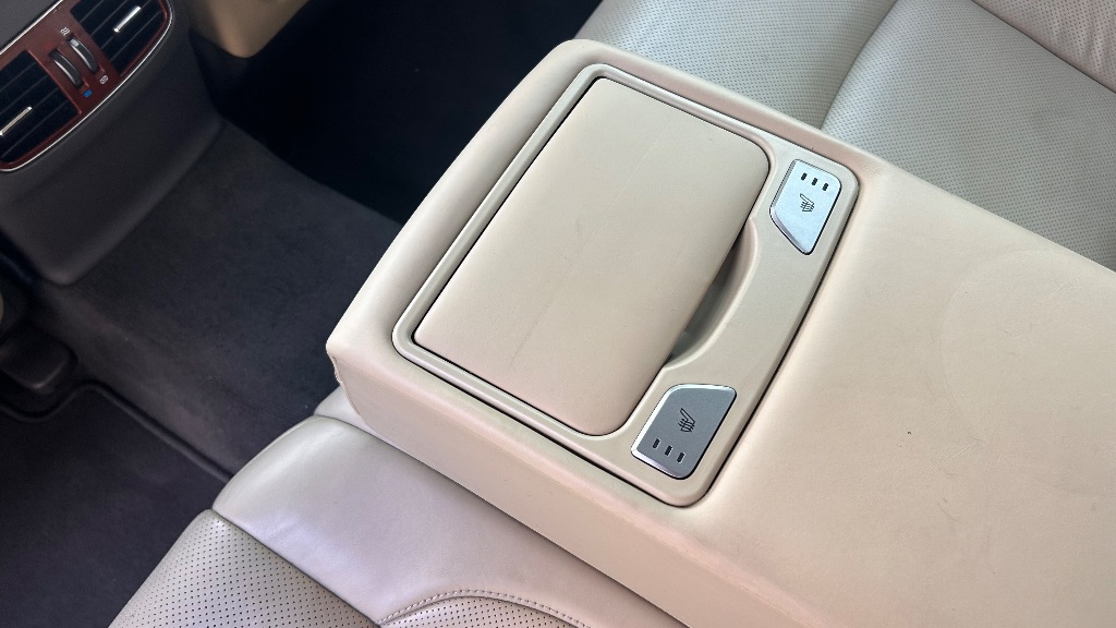 2012 Hyundai Genesis - $10,925