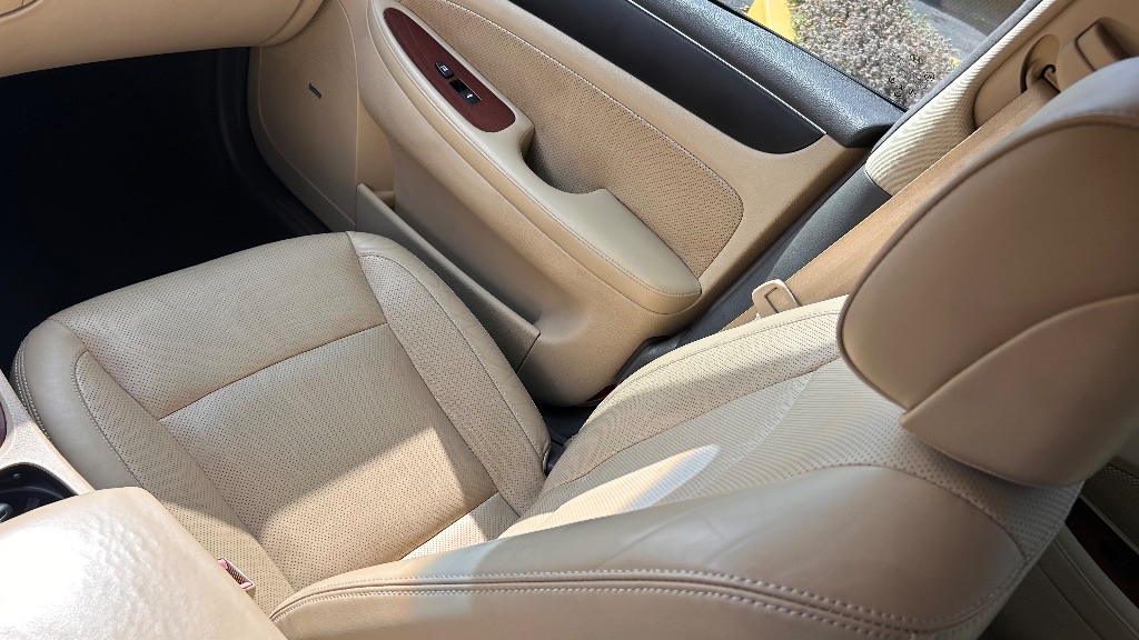 2012 Hyundai Genesis - $10,925