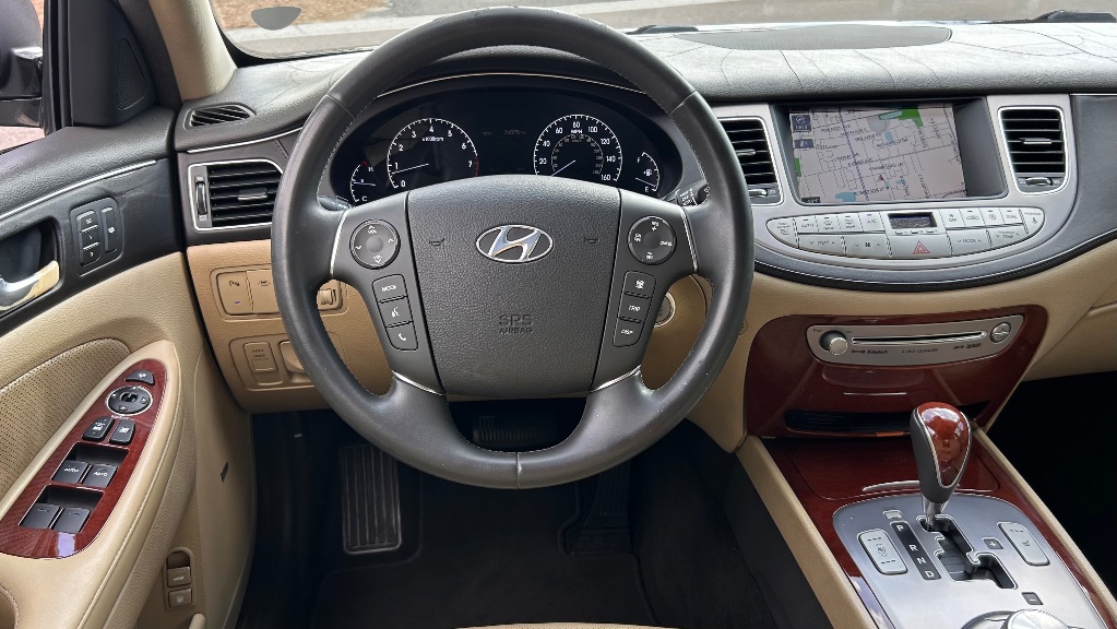 2012 Hyundai Genesis - $10,925