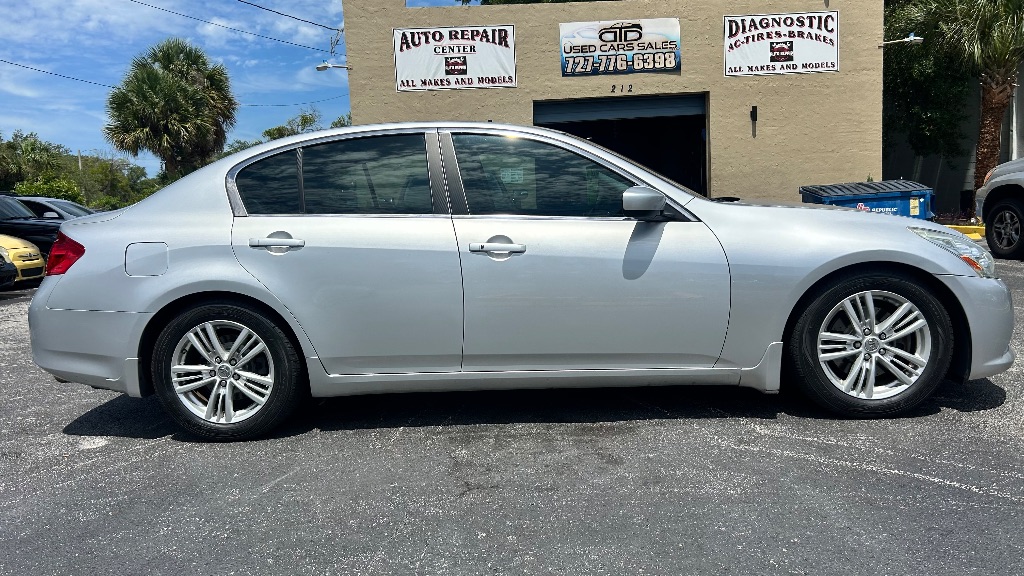 2012 INFINITI G - $10,350