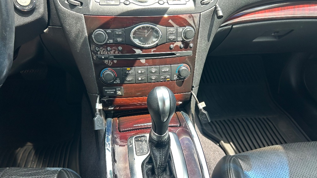 2012 INFINITI G - $10,350